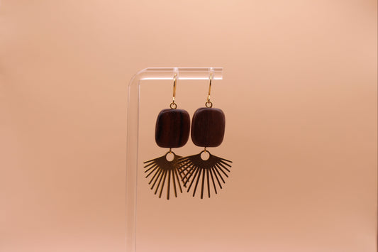 Walnut Wood Square w/Brass Fringe Charm