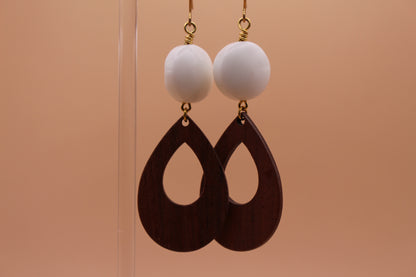 White Antique Walnut Teardrop