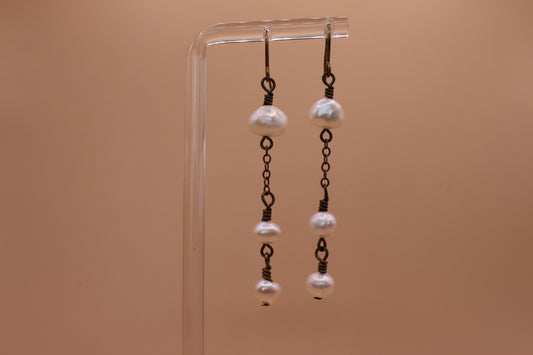 Antique Pearl Dangle